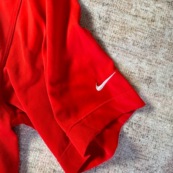 Nike Dri Fit Golf Polo - Picture 3 of 5